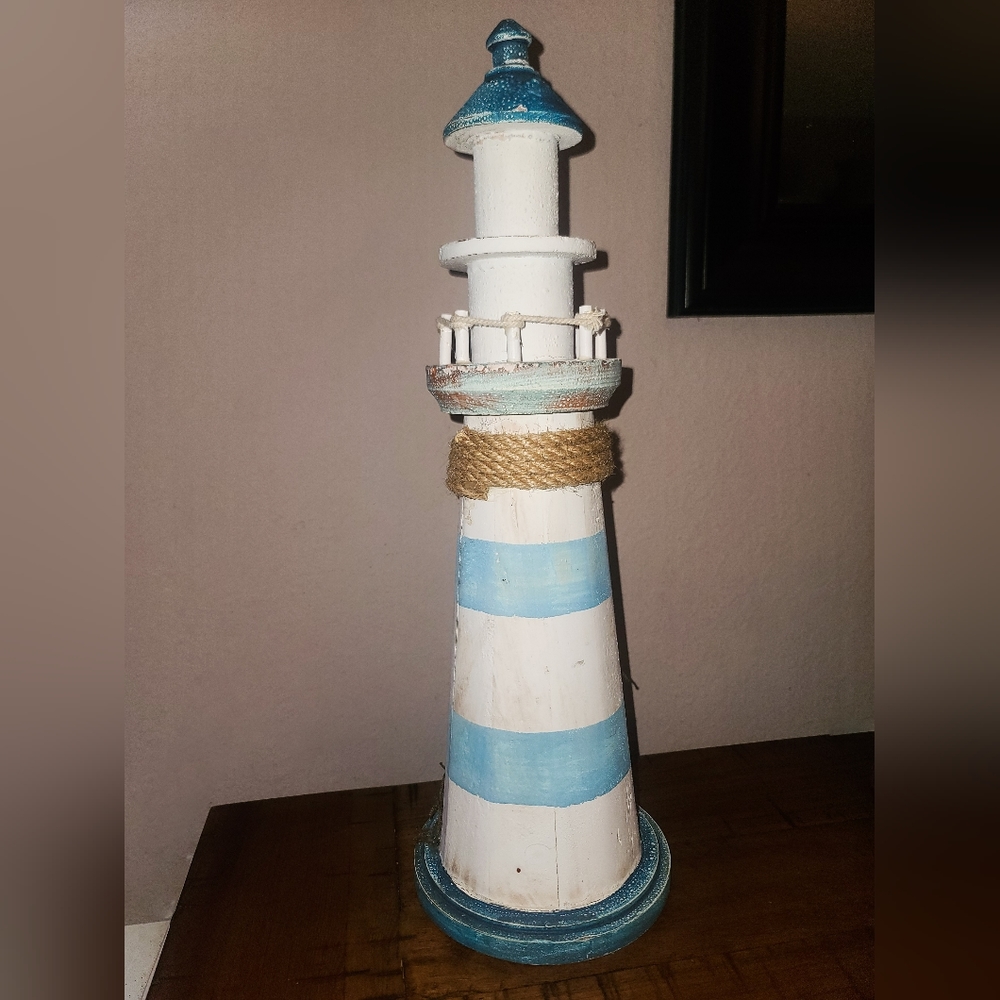 Lighthouse - Picture 2 of 2